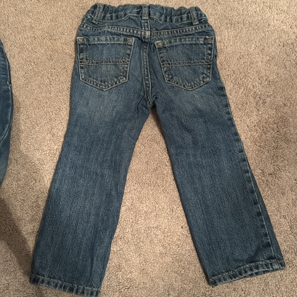 The Childrens Place, Boys 3t Set Of 3 Jeans - Picture 5 of 6